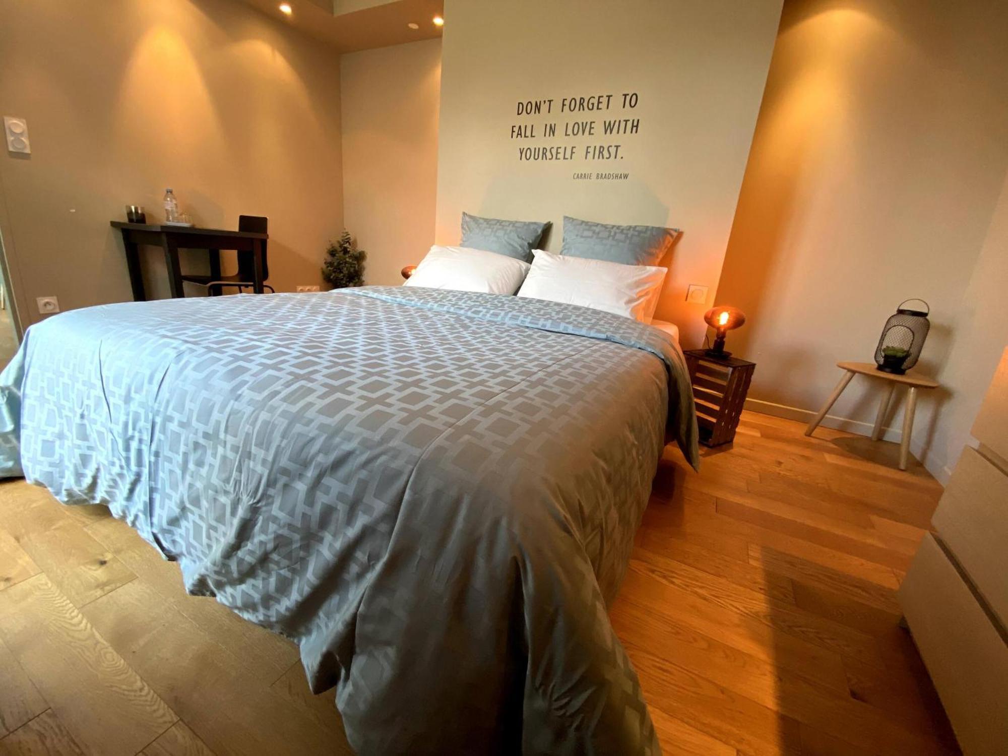 Au 10 Bed & Breakfast Luisant Quarto foto